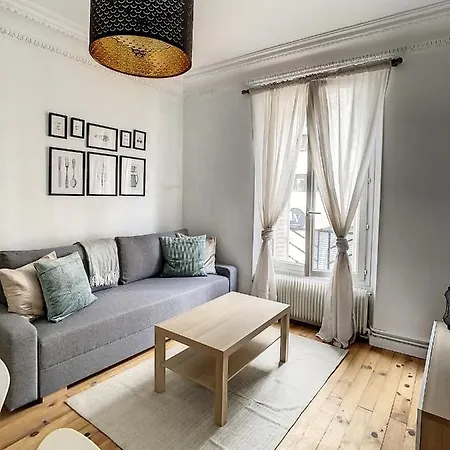 Apartment Grand Appart Confort Gare Metro Wifi 6 Pers