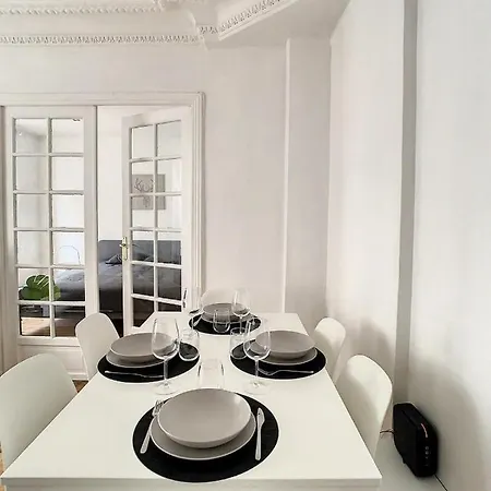 Grand Appart Confort Gare Metro Wifi 6 Pers Apartment